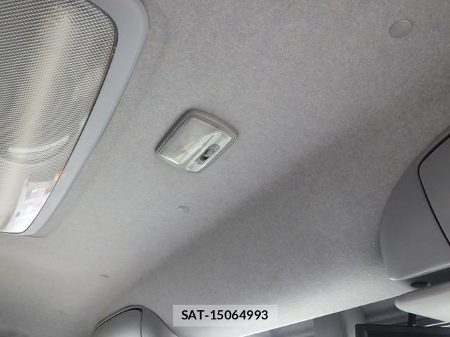 Isuzu FORWARD 2018-04 8035657-26