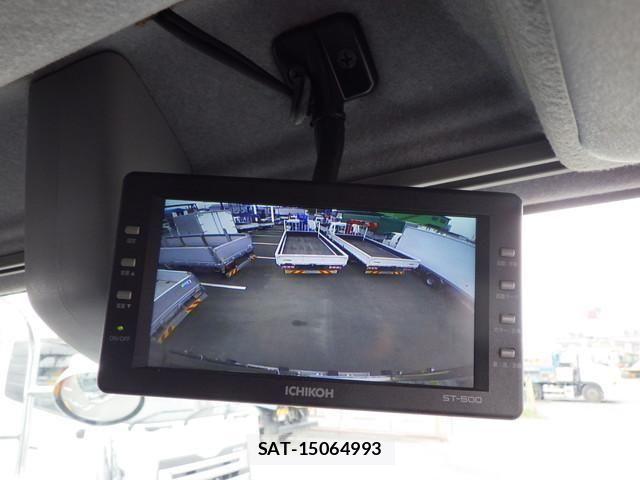 Isuzu FORWARD 2018-04 8035657-28