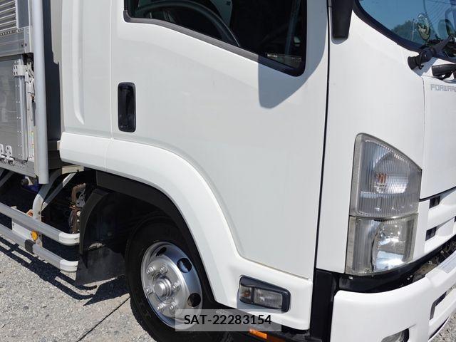 Isuzu FORWARD 2014-08 8035665-4