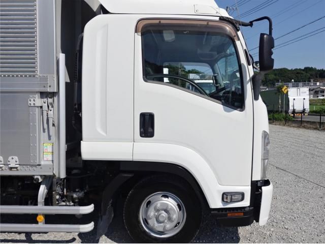 Isuzu FORWARD 2016-07 8060582-3