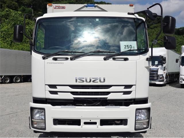 Isuzu FORWARD 2016-09 8060583-2