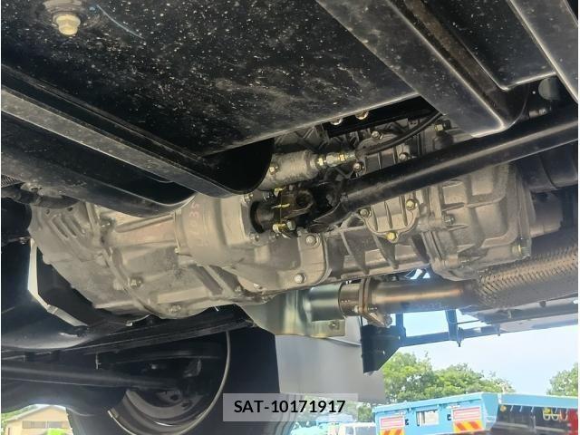 Isuzu FORWARD 2024-09 8073821-15