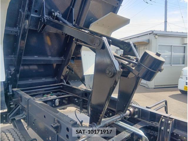 Isuzu FORWARD 2024-09 8073821-8