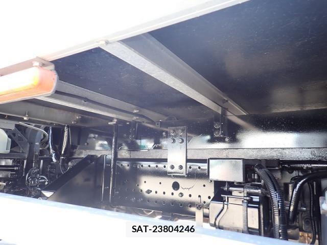 Isuzu FORWARD 2018-07 8073820-20