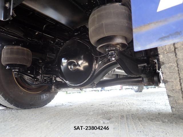 Isuzu FORWARD 2018-07 8073820-22