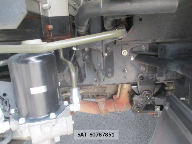Isuzu FORWARD 2017-02 8073824-17
