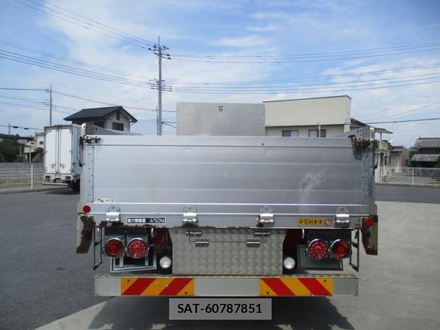 Isuzu FORWARD 2017-02 8073824-19