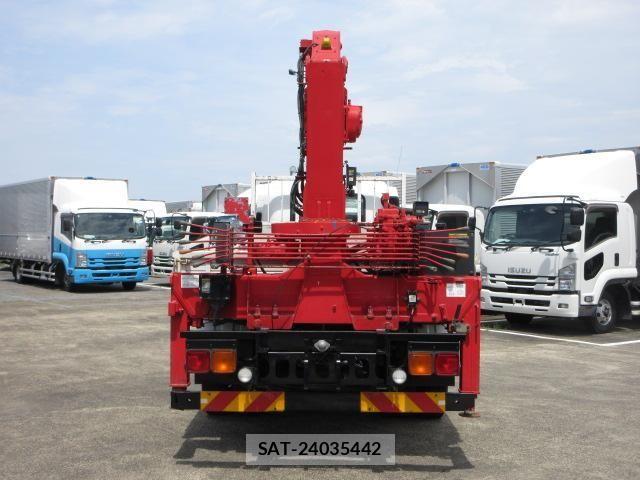 Isuzu FORWARD 2017-08 8099253-4