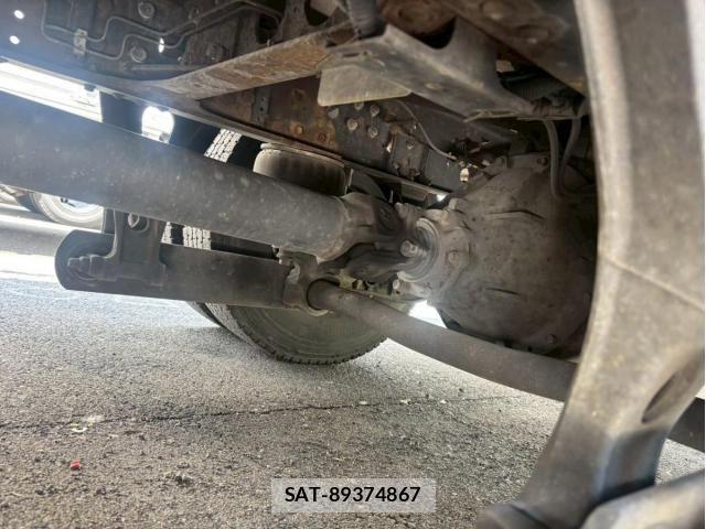 Isuzu FORWARD 2016-04 8099259-21