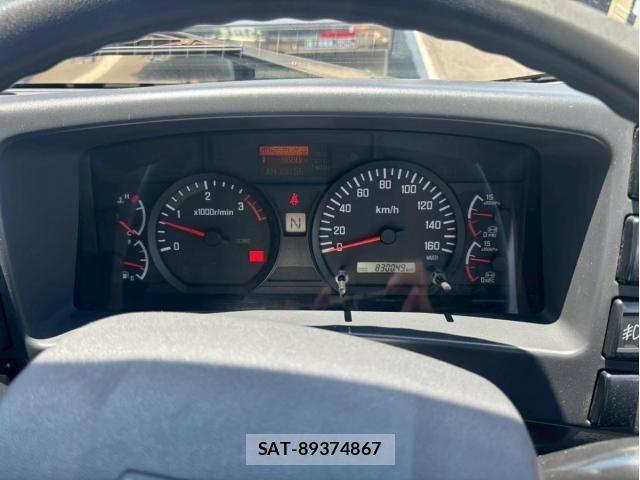 Isuzu FORWARD 2016-04 8099259-23