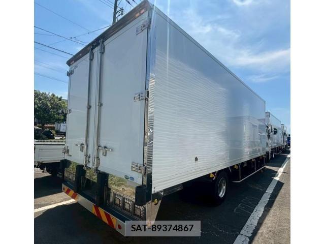 Isuzu FORWARD 2016-04 8099259-2