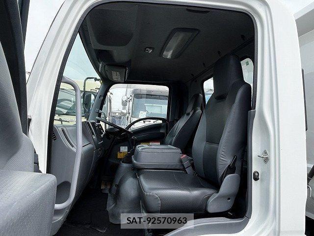Isuzu FORWARD 2017-06 8099254-15