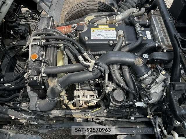 Isuzu FORWARD 2017-06 8099254-16