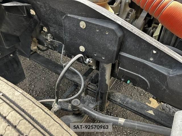 Isuzu FORWARD 2017-06 8099254-19