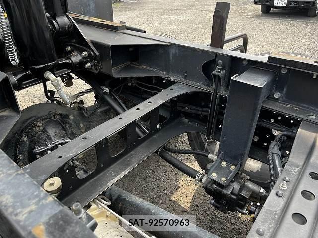 Isuzu FORWARD 2017-06 8099254-20