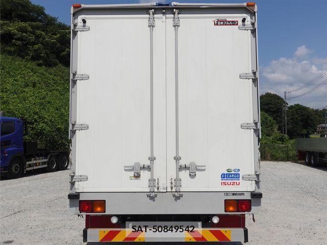 Isuzu FORWARD 2018-10 8130236-5