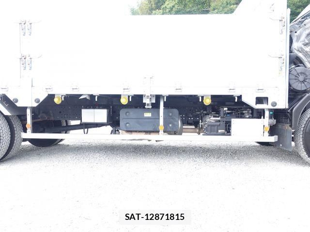 Isuzu FORWARD 2021-03 8130234-14