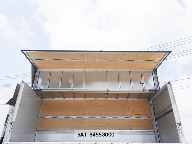 Isuzu FORWARD 2018-04 8130233-10