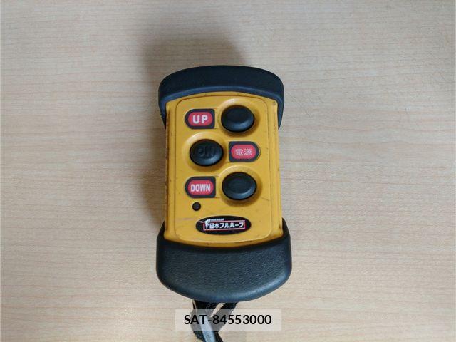 Isuzu FORWARD 2018-04 8130233-13