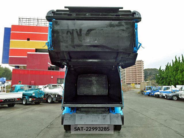 Isuzu FORWARD 2009-03 8145836-6