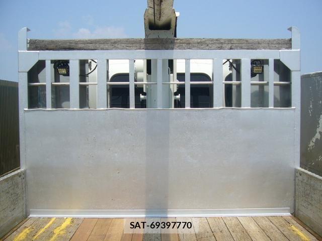 Isuzu FORWARD 2014-06 8145832-24