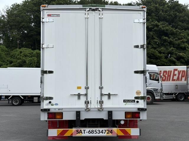 Isuzu FORWARD 2015-06 8145833-6