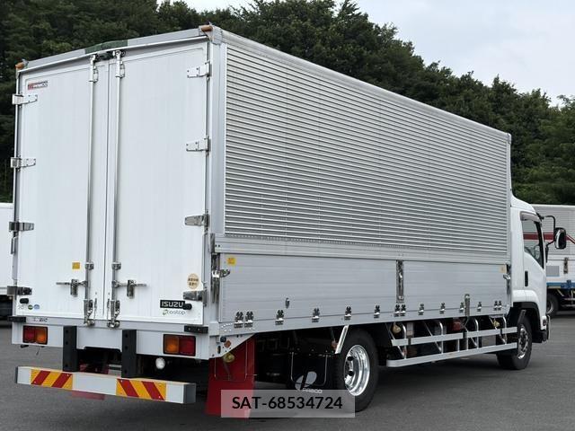 Isuzu FORWARD 2015-06 8145833-7