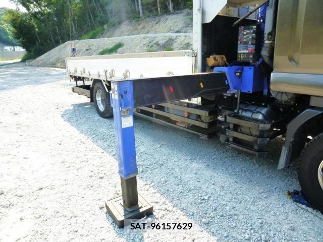 Isuzu FORWARD 2019-07 8158479-20