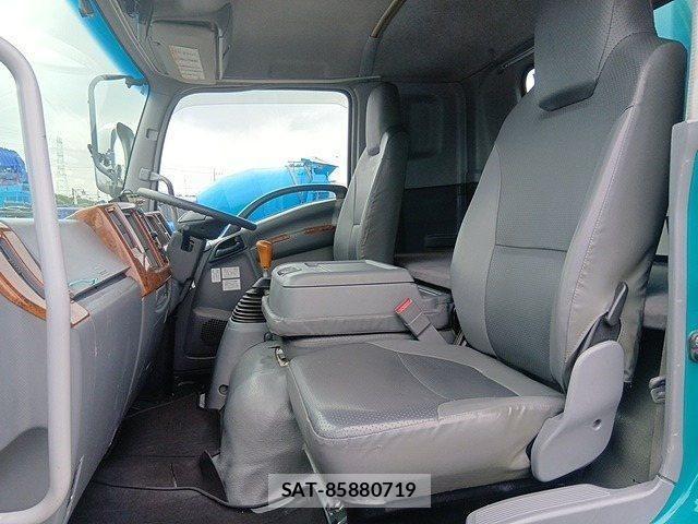 Isuzu FORWARD 2007-09 8158483-17