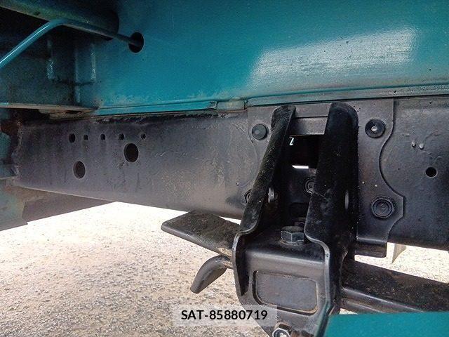 Isuzu FORWARD 2007-09 8158483-20