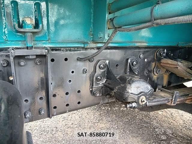 Isuzu FORWARD 2007-09 8158483-21