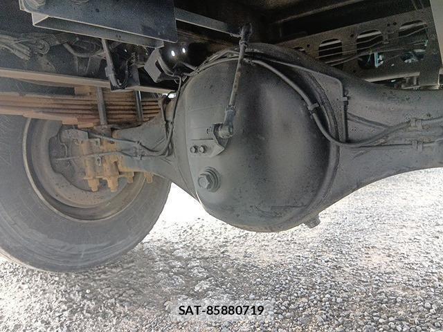 Isuzu FORWARD 2007-09 8158483-22
