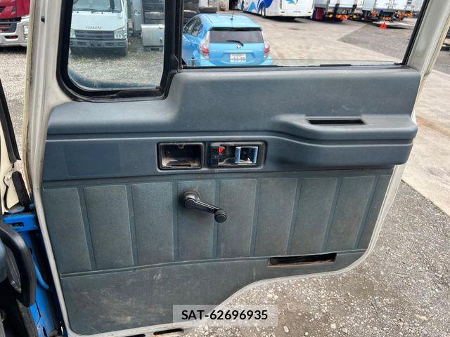 Isuzu FORWARD 1989-04 8158485-13