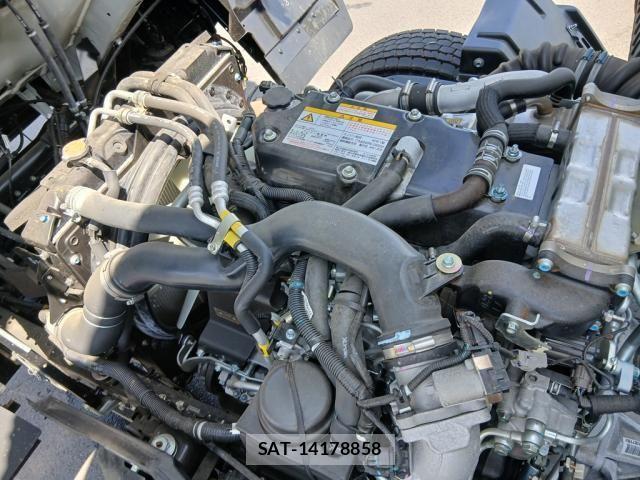 Isuzu FORWARD 2025-04 8158478-13