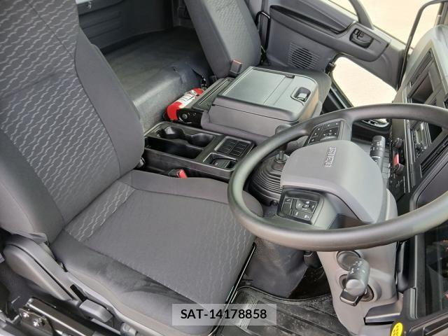Isuzu FORWARD 2025-04 8158478-21