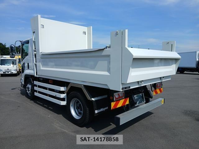Isuzu FORWARD 2025-04 8158478-3