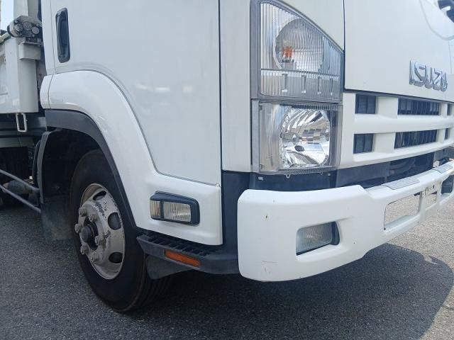 Isuzu FORWARD 2010-12 8186392-9
