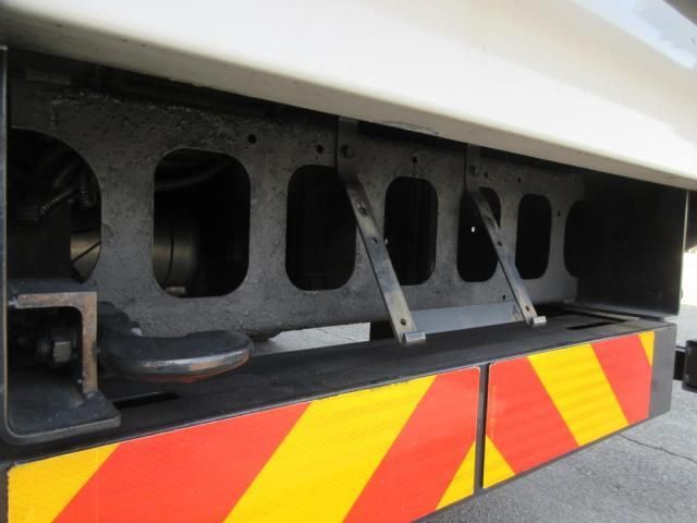 Isuzu FORWARD 2012-05 8186391-17