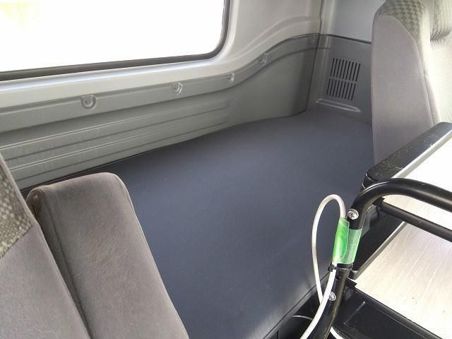 Isuzu FORWARD 2019-11 8186388-16