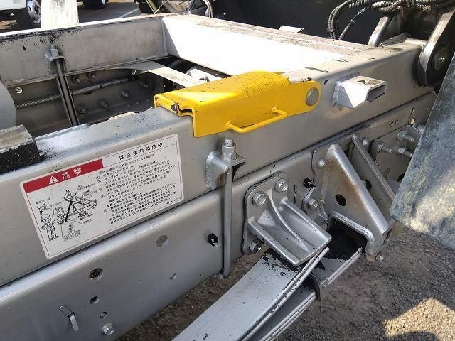 Isuzu FORWARD 2019-11 8186388-21