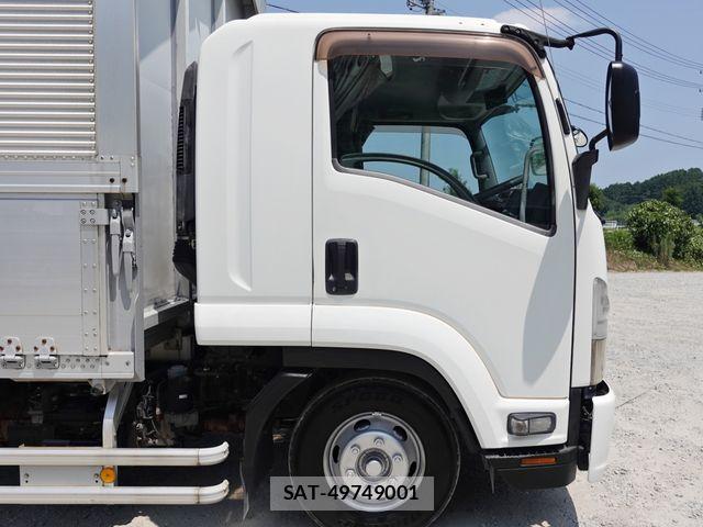 Isuzu FORWARD 2012-05 8207585-2