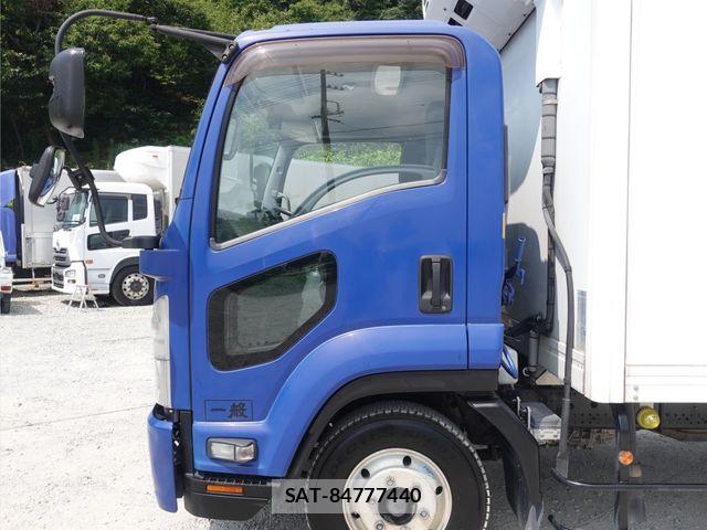 Isuzu FORWARD 2015-03 8207587-7