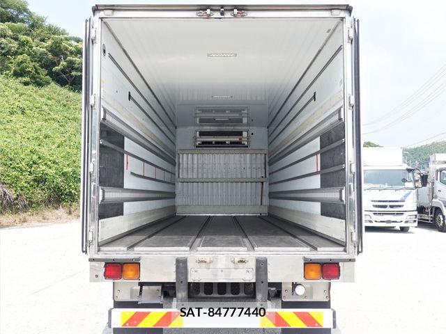 Isuzu FORWARD 2015-03 8207587-8