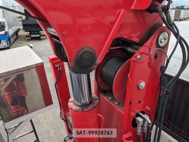 Isuzu FORWARD 2022-06 8230090-18