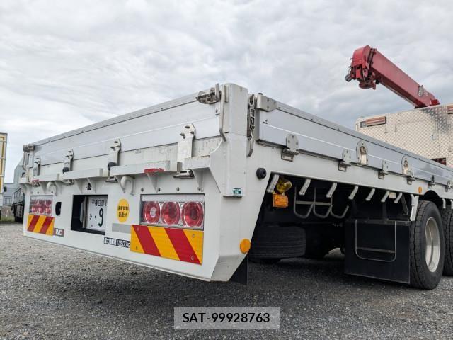 Isuzu FORWARD 2022-06 8230090-5