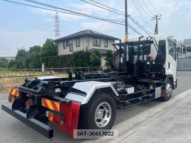Isuzu FORWARD 2017-03 8230091-2