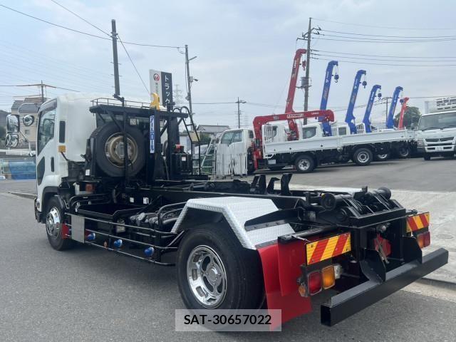 Isuzu FORWARD 2017-03 8230091-3