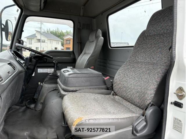 Isuzu FORWARD 2003-07 8230121-17