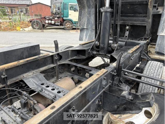 Isuzu FORWARD 2003-07 8230121-25