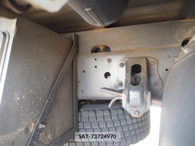 Isuzu FORWARD 2015-07 8230114-27
